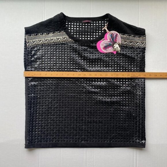 NWT Custo Barcelona Enderra Open Weave Cur Out Black Top T-Shirt Medium (M) - Picture 4 of 10
